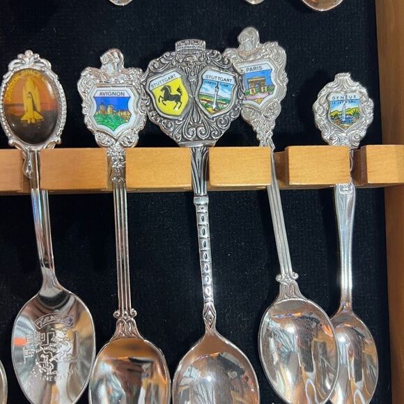 36 Spoon Glass Display Case Cabinet Holder
Rack Shadow Box 34 Spoons included - Picture 9 of 16